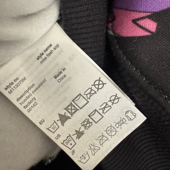 Conspiracy by WESC Unisex Black Pullover Hoodie with Lightning Bolts Mens Medium - Picture 6 of 6